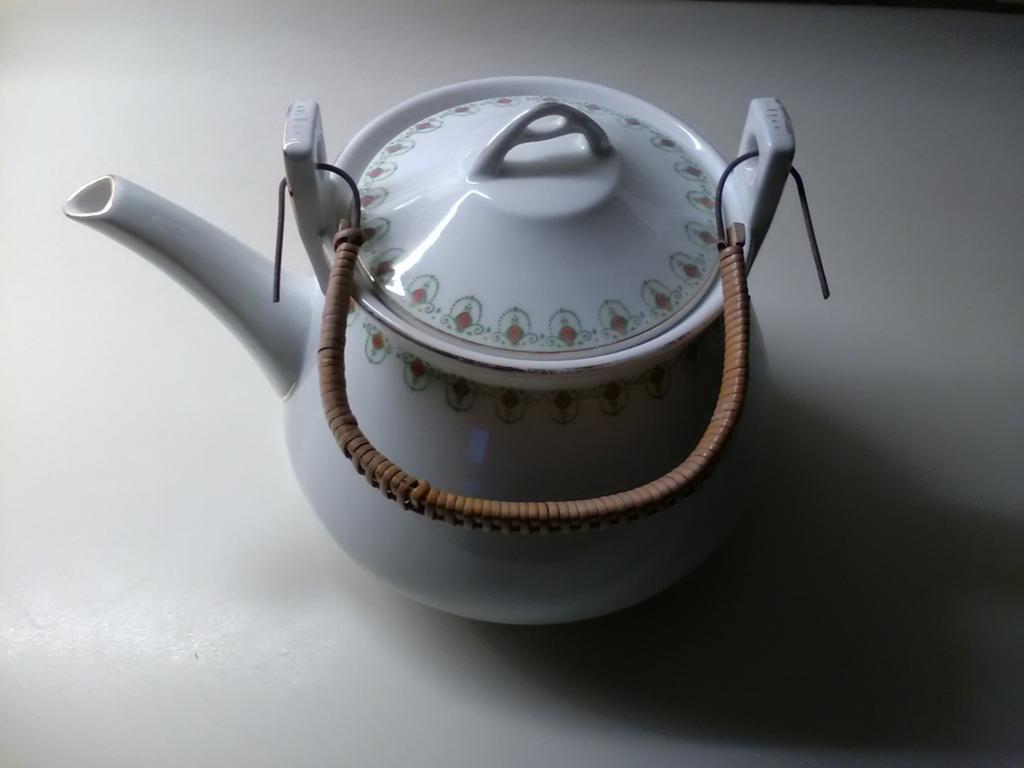 Oude chocolade pot, Ophalen of Verzenden, Overige materialen, Pot, Bus of Blik
