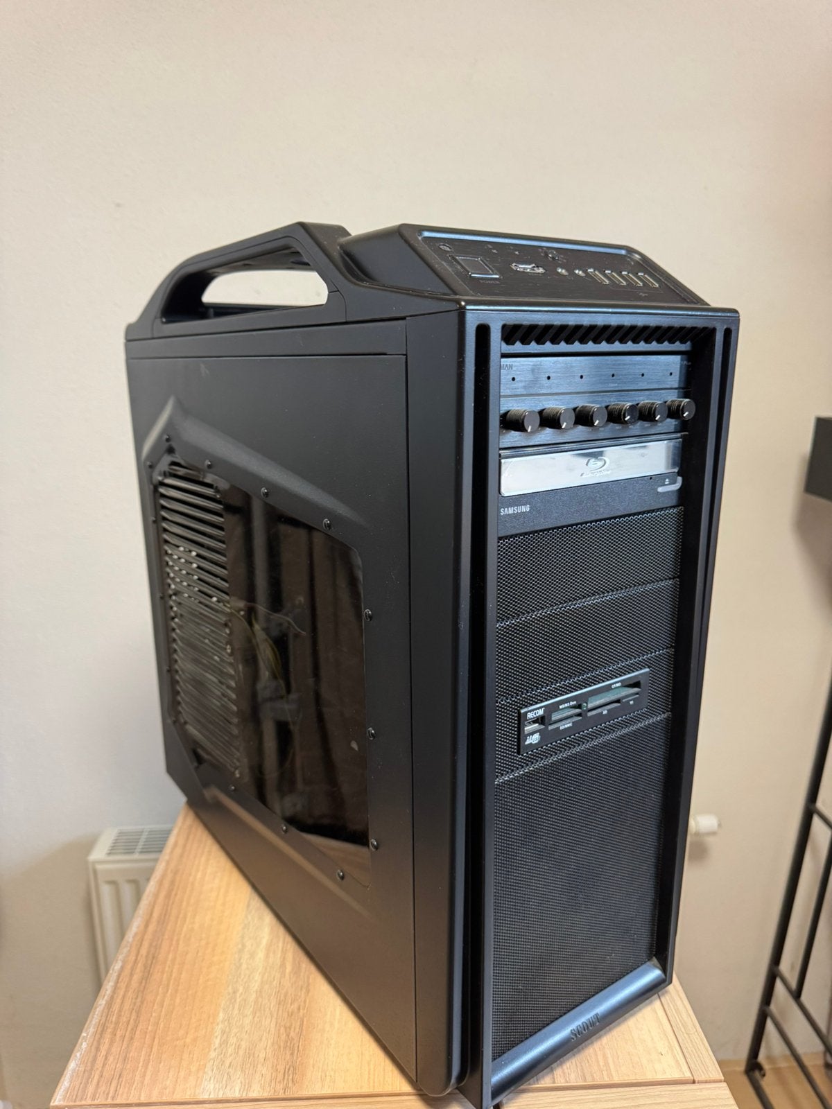 Coolermaster Storm Watergekoeld game computer, Computers en Software, Computerbehuizingen, Ophalen, Gebruikt