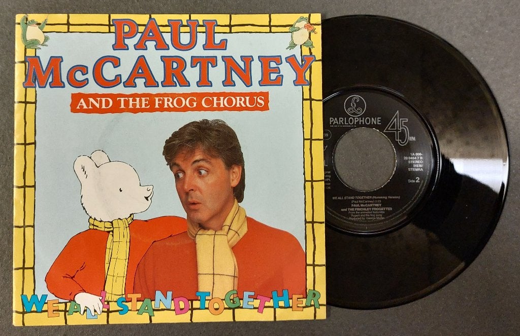 Paul McCartney SINGLE We all stand together Postcodeloterij, Gebruikt, 7 inch, Pop, Fotohoes