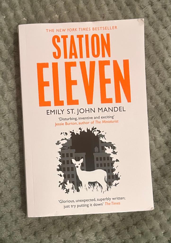 Station Eleven - Emily St. John Mandel, Ophalen of Verzenden, Gelezen, Emily St. John Mandel