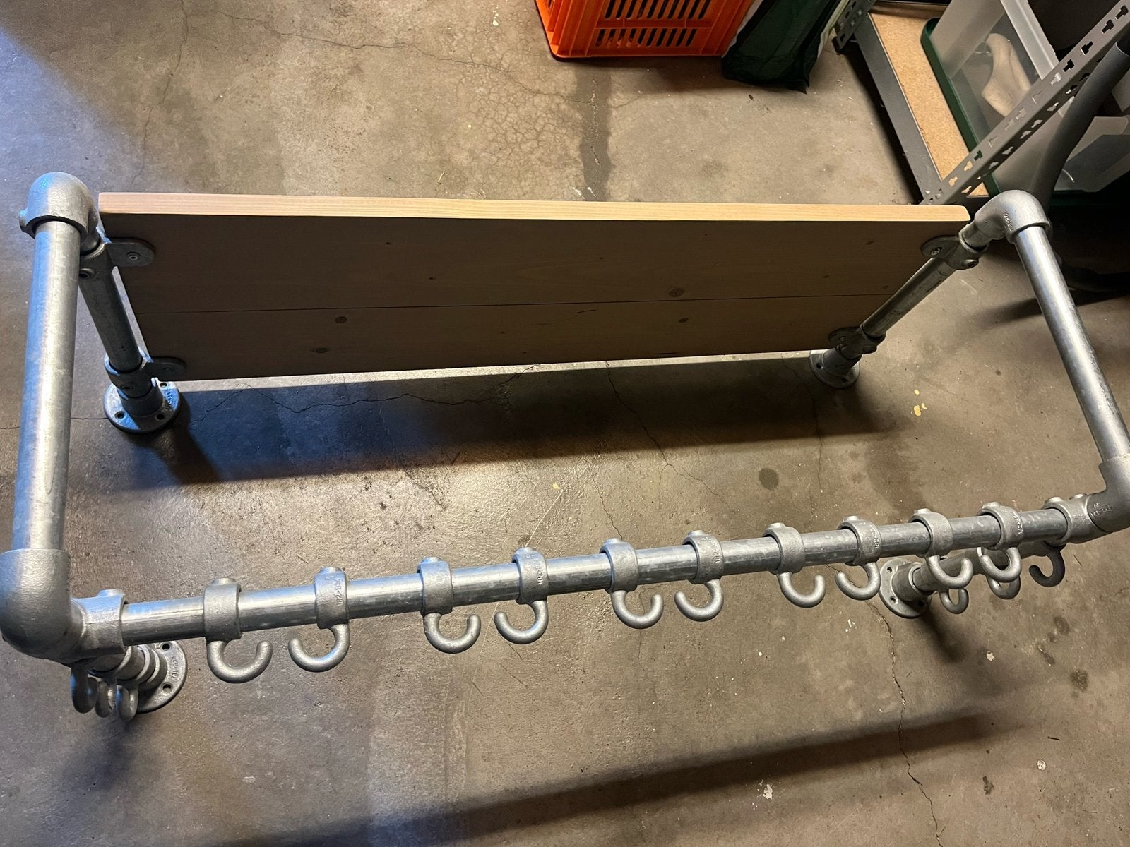 Industriele steigerbuis hang/wandkapstok 114cm met plank, Zo goed als nieuw, Minder dan 100 cm, Metaal, Ophalen
