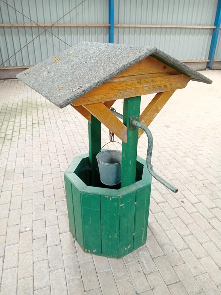 Decoratieve Waterput met Emmer - Tuinornament, Tuin en Terras, Ophalen of Verzenden, Gebruikt, Hout, Overige typen