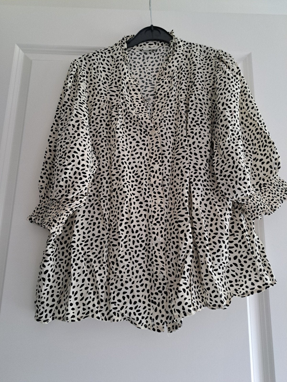 Pigalle Blouse met Dalmatiër Print - Maat L, Beige, Maat 42/44 (L), Pigalle, Ophalen of Verzenden