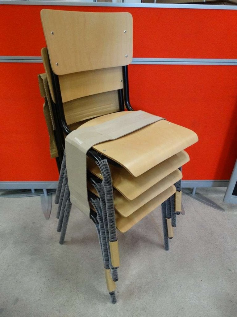 Nieuwe degelijke houten kantinestoelen (stapelbaar), VST, Nieuw, Ophalen of Verzenden, Industriestraat 5