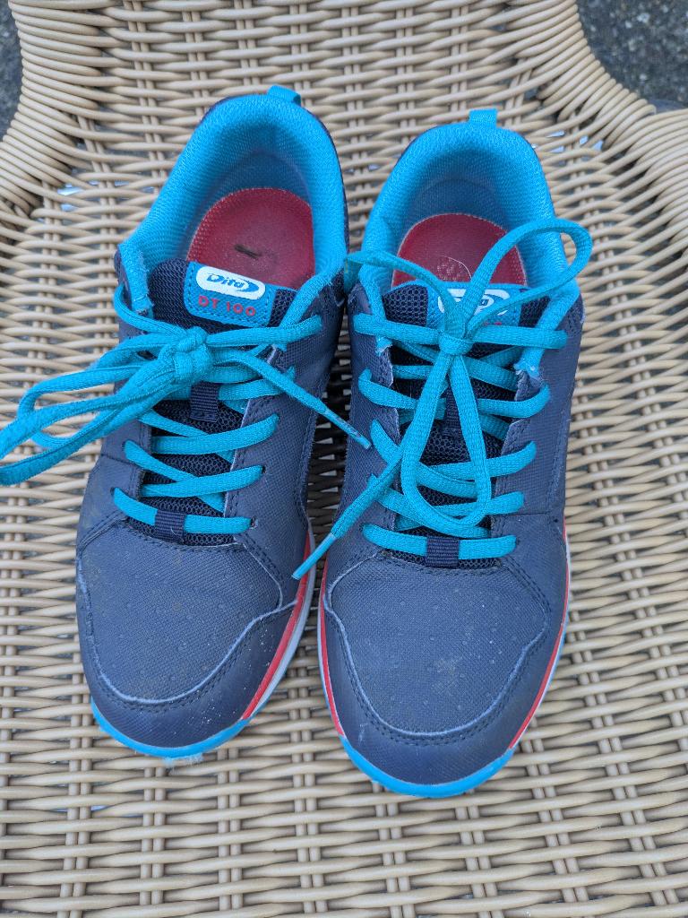 Dita Hockeyschoenen maat 36, Sport en Fitness, Hockey, Ophalen of Verzenden, Gebruikt, Schoenen