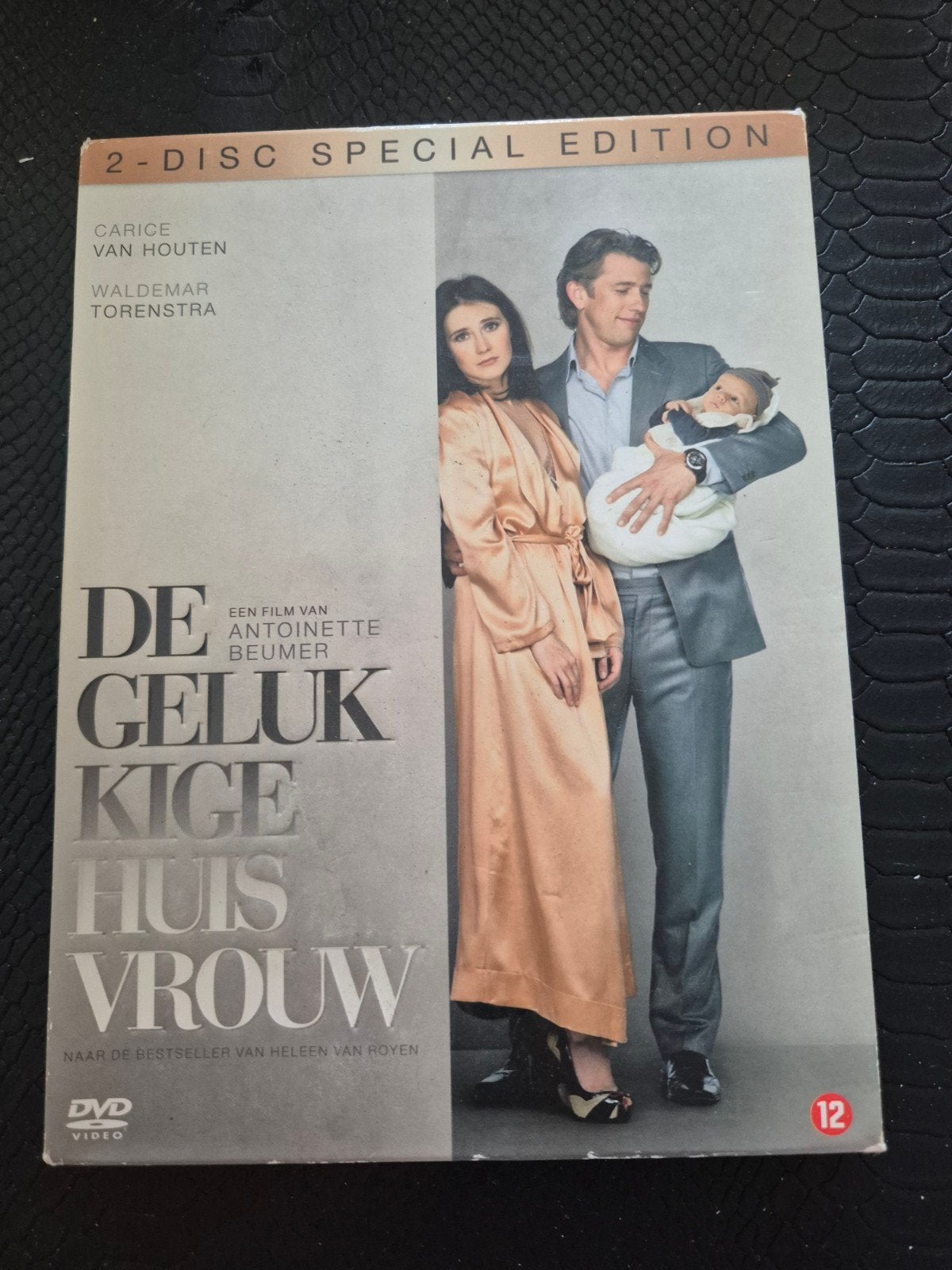 De gelukkige huisvrouw, Vanaf 12 jaar, Ophalen of Verzenden, Zo goed als nieuw, Actie en Avontuur