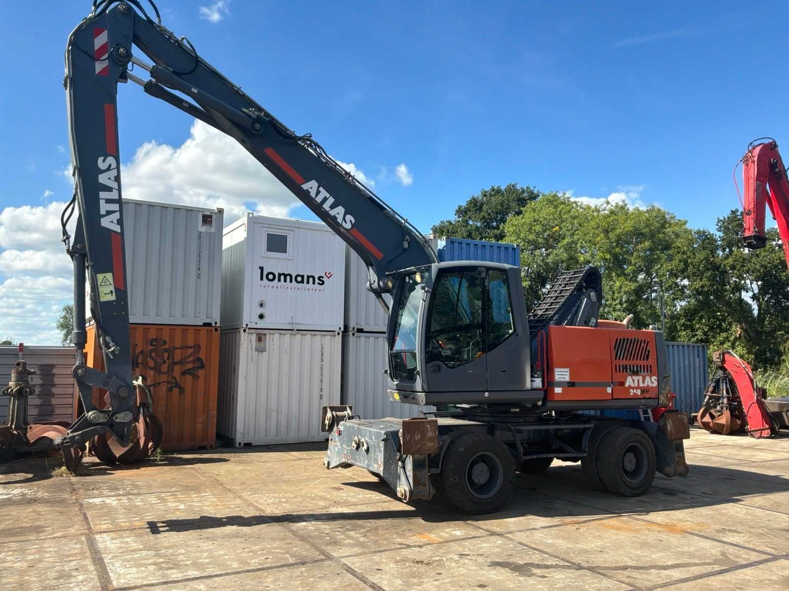2018 Atlas 250 MH Banden graafmachine