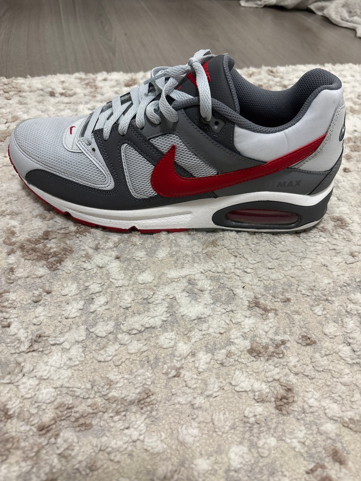 Nike Air Max Sneakers - Grijs/Rood - Maat 44, Ophalen, Gedragen, Overige kleuren, Sneakers of Gympen