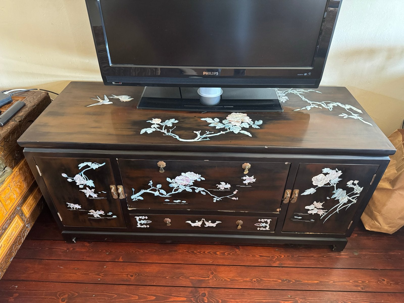 Aziatisch dressoir met parelmoer inlegwerk, Antiek en Kunst, Ophalen