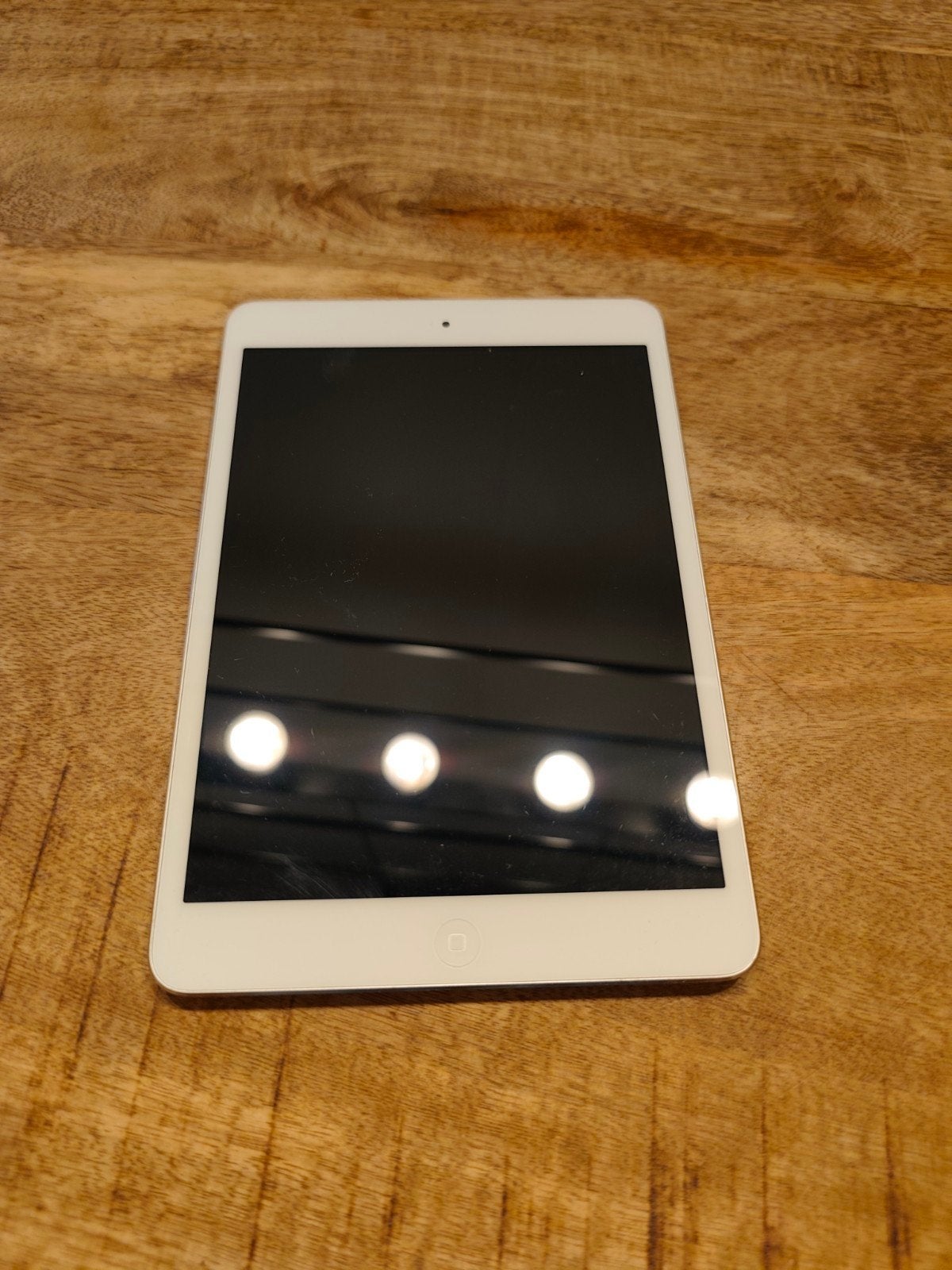 Apple iPad Mini 16GB Wi-Fi - Zo goed als nieuw, Computers en Software, Apple iPads, Ophalen of Verzenden, Zo goed als nieuw, Zilver