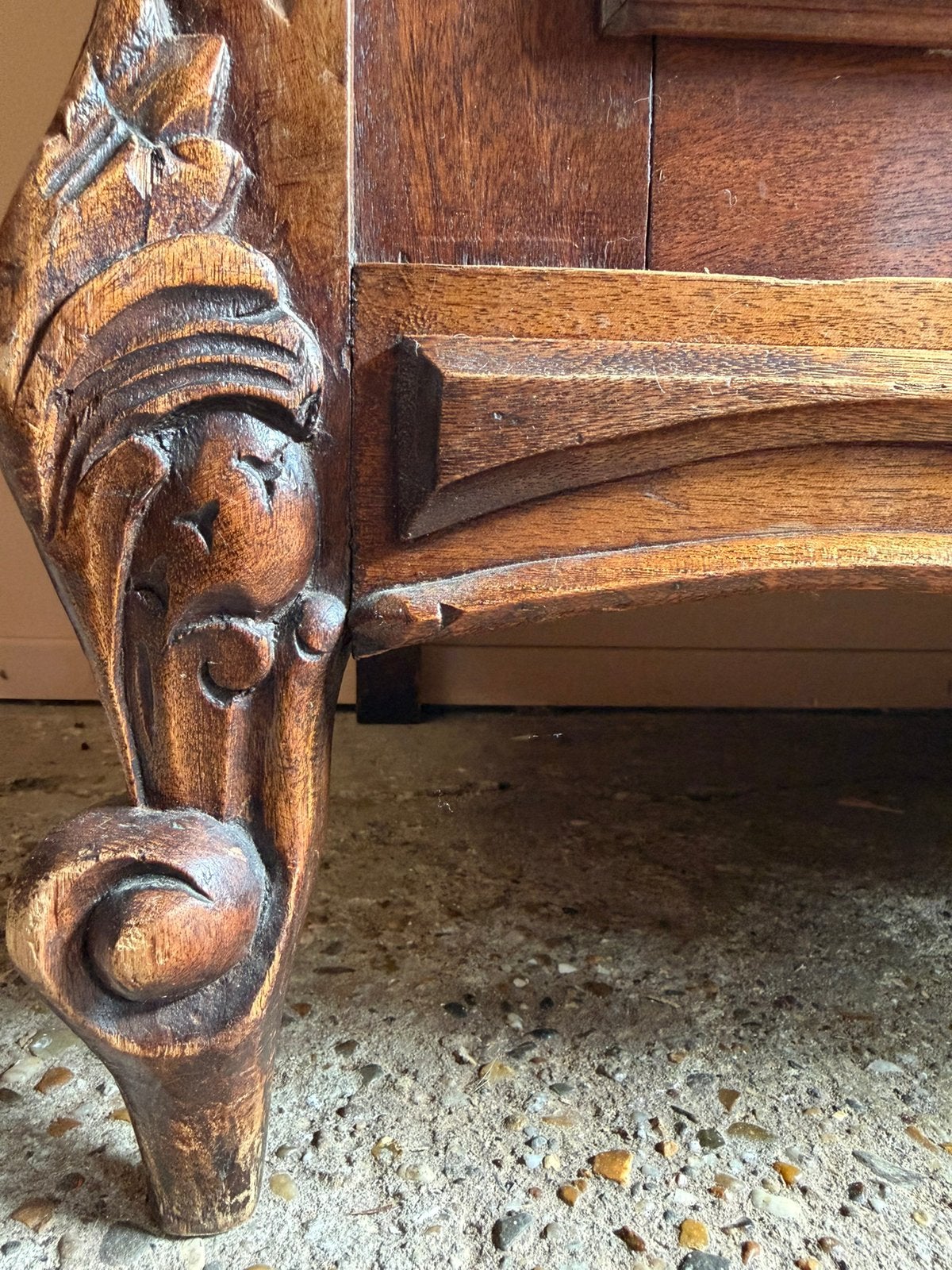 Antieke houten Franse commode met wit marmeren blad, Ophalen, Gebruikt
