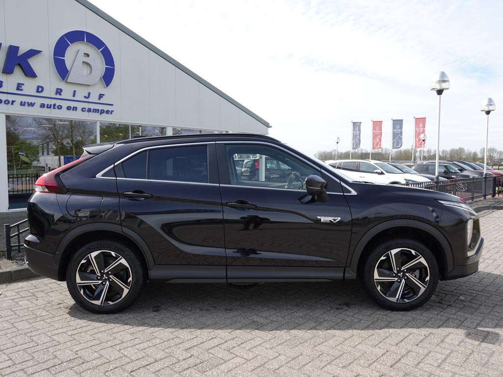 Mitsubishi Eclipse Cross 2.4 PHEV Intense SOH 98,9 % | H-LEE, Auto's, Automaat, 188 pk, 4 cilinders, Zwart