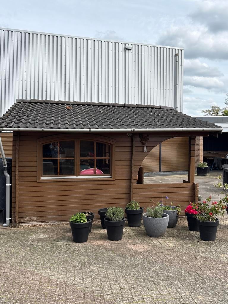 Houten tuinhuis met overkapping, Ophalen, 200 tot 400 cm, Tuinhuis, 250 tot 500 cm