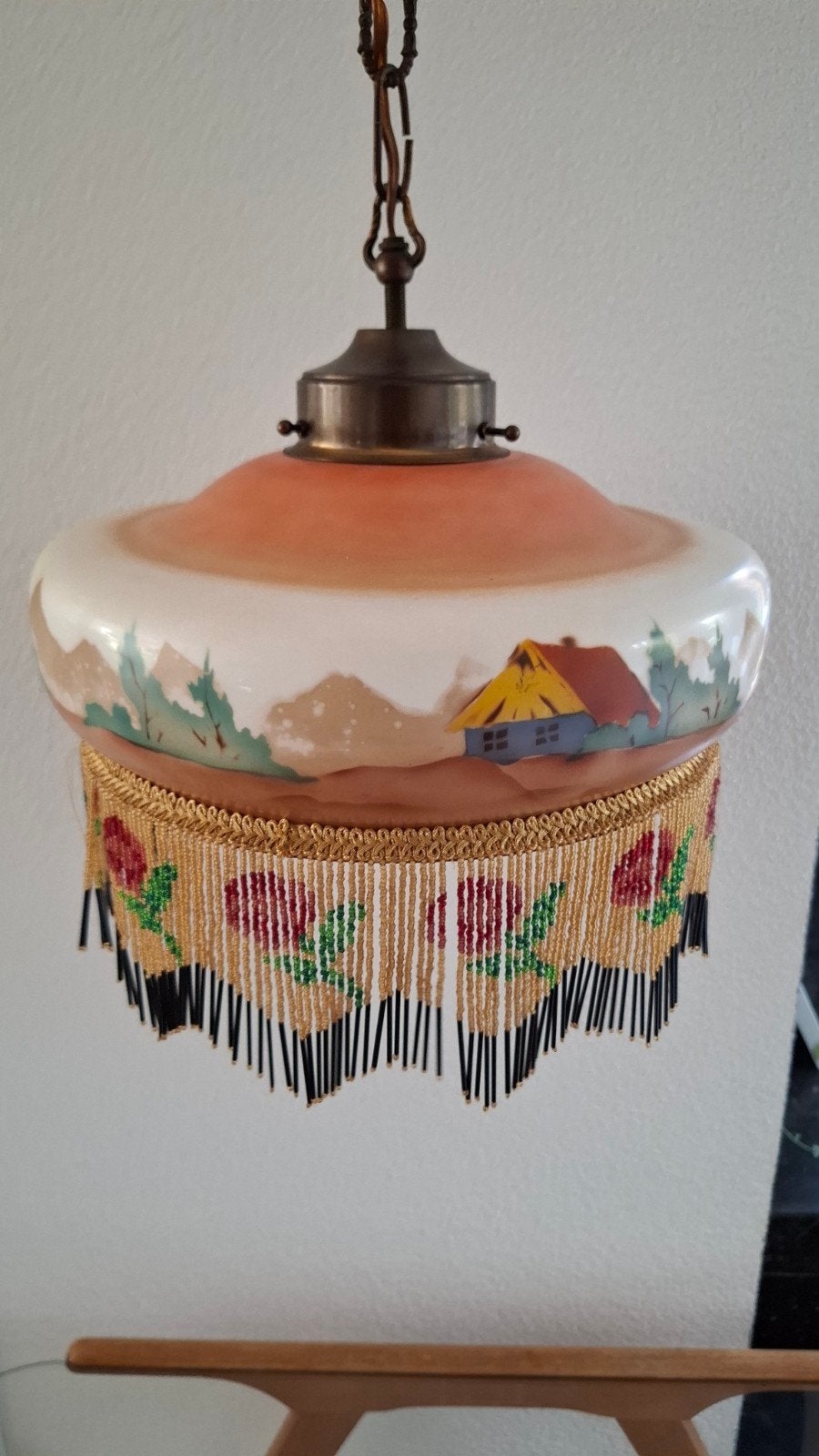 Vintage hanglamp met kralenrand en landschap decoratie, Antiek en Kunst, Ophalen