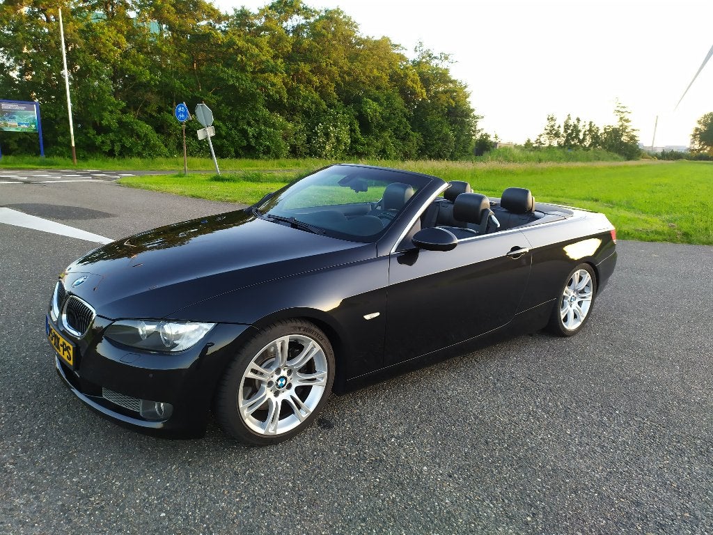 BMW 335i Cabrio Automaat High Executive BiTurbo E93 3-Serie, Achterwielaandrijving, Zwart, Cabriolet, 4 stoelen