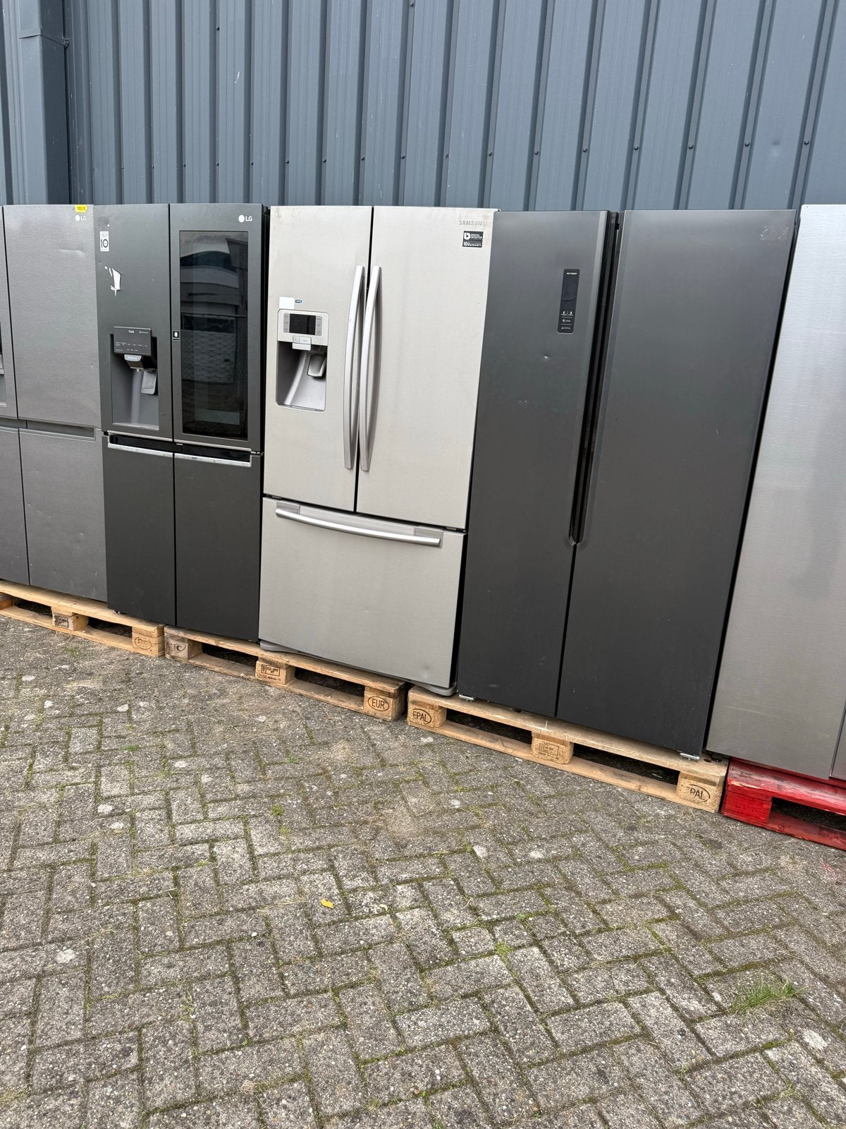 Foto 14 van Diverse Amerikaanse koelkasten - defect/werkend