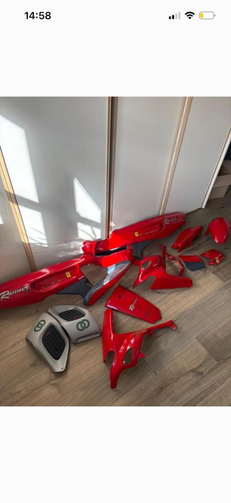 Runner kappenset gezocht rood, Motoren, Ophalen of Verzenden