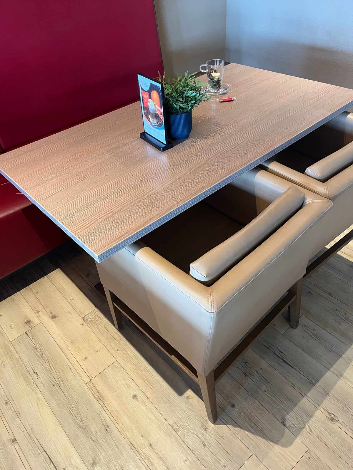 Complete Horeca Inventaris: Tafels, Stoelen, Krukken & Banke, Ophalen, Gebruikt, Complete inventaris
