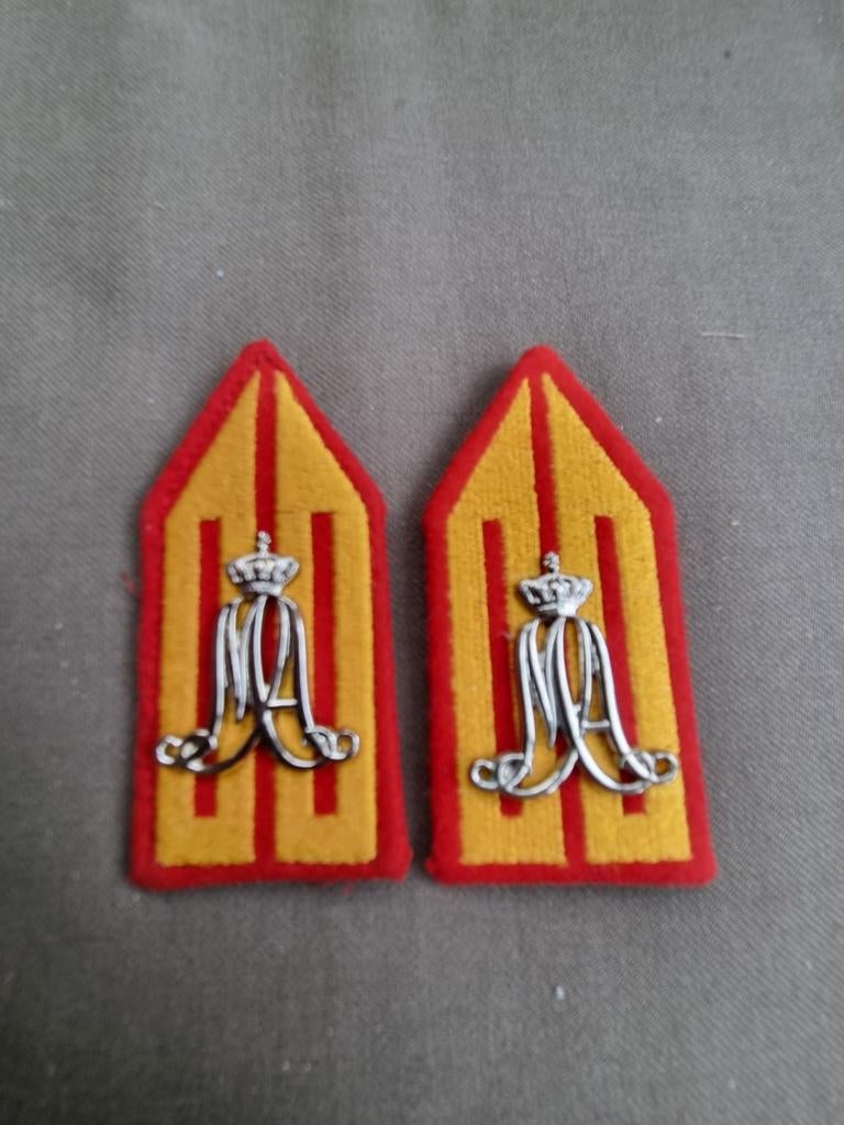 Kraagspiegels opl KMA, Ophalen of Verzenden, Landmacht, Nederland, Embleem of Badge
