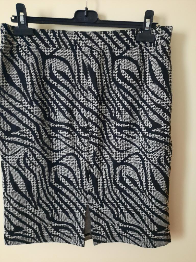 Enjoy rok maat L zwart / grijs, Kleding | Dames, Rokken, Zwart, Maat 42/44 (L), Enjoy, Ophalen of Verzenden