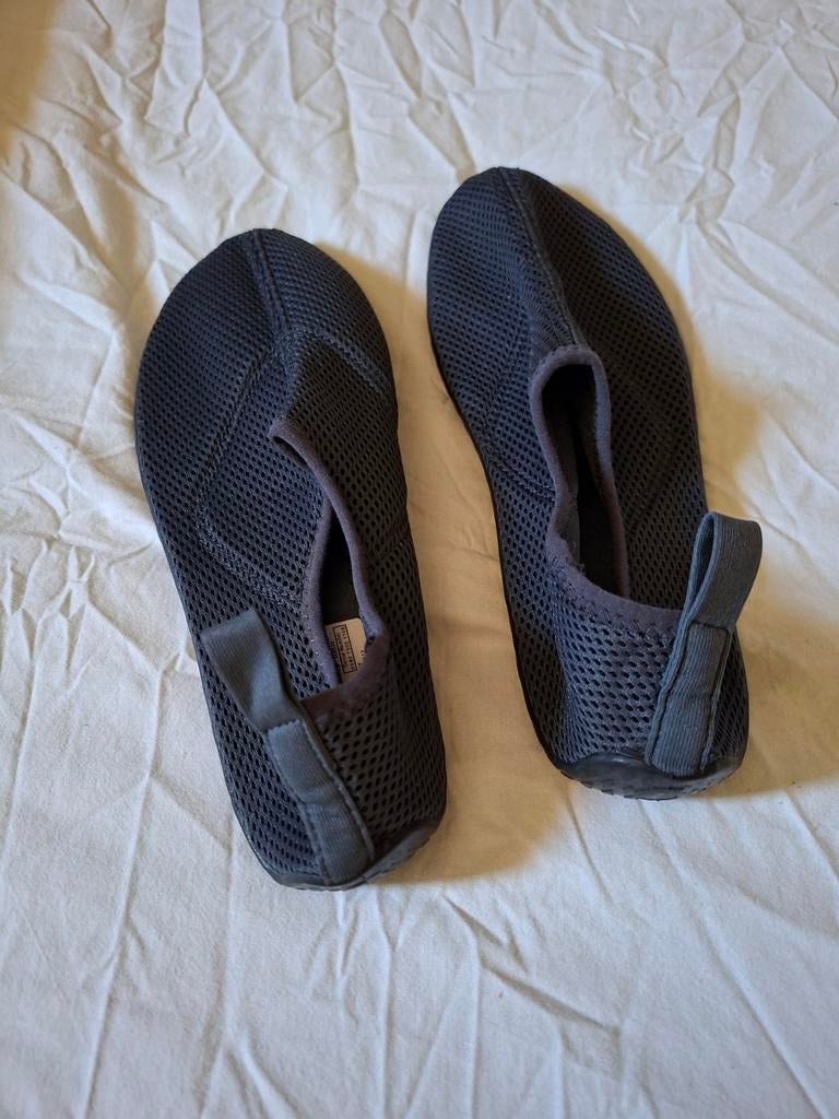 Nieuwe waterschoenen, Watersport en Boten, Watersportkleding, Ophalen of Verzenden, Nieuw, Zeil- of Surfschoenen