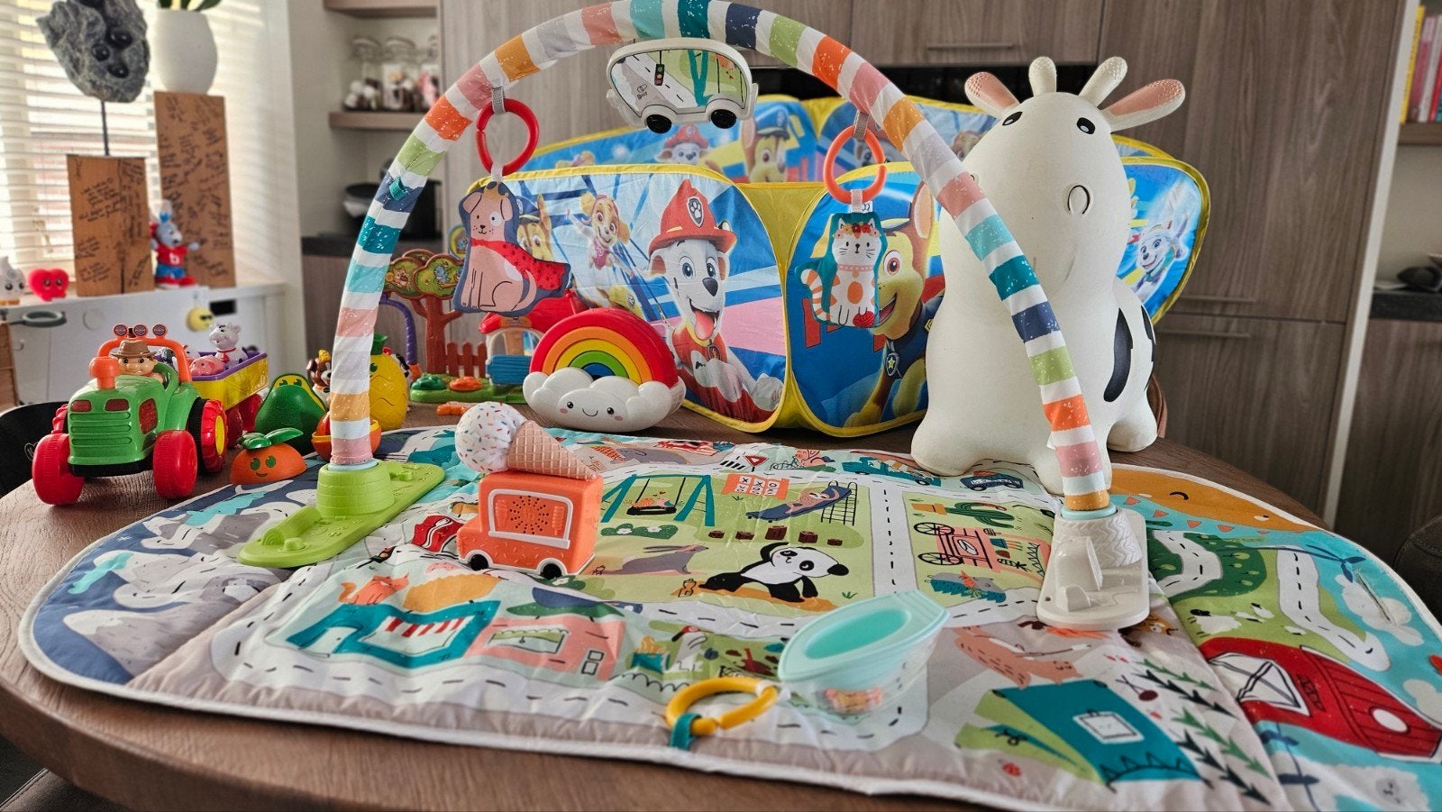 Set baby- en kinder speelgoed, o.a. ballenbak en skippydier, Ophalen, Gebruikt