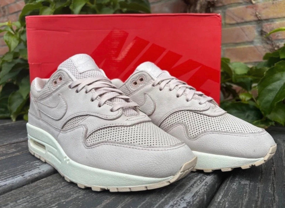 Nike Air Max 1 Pinnacle Silt Red (EUR 37.5), Wit, Nike, Ophalen of Verzenden, Sneakers of Gympen
