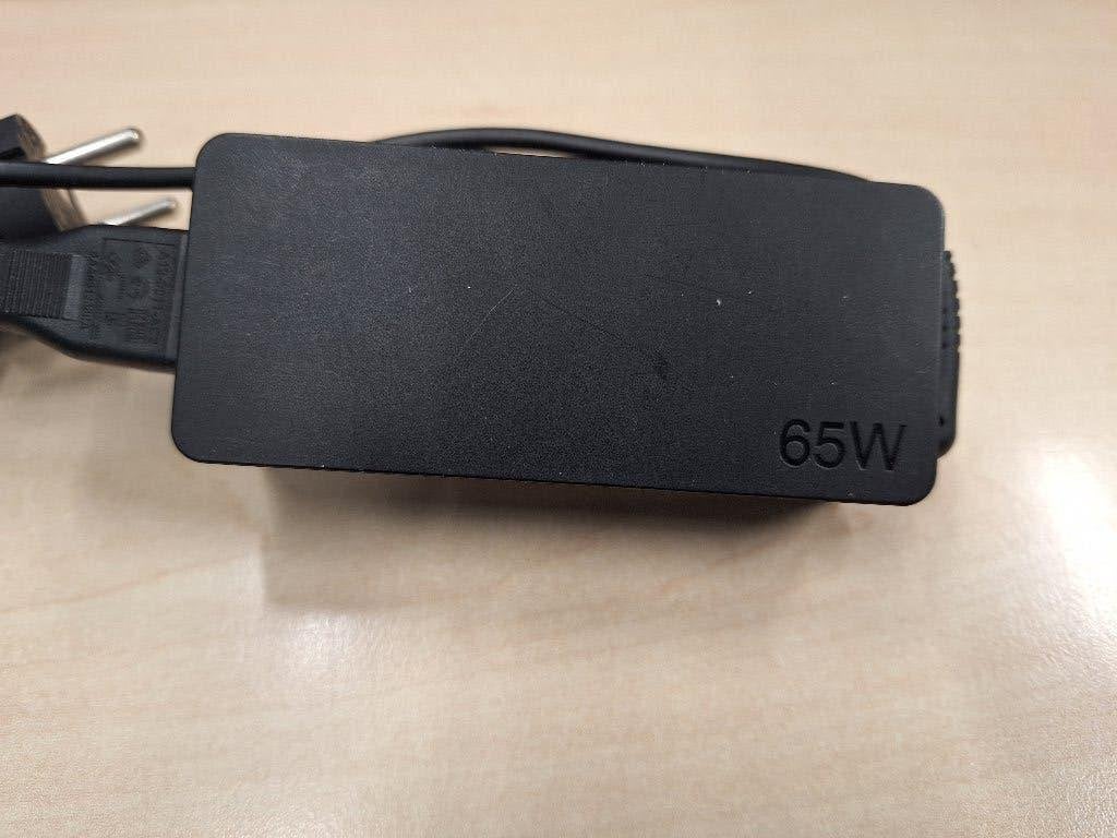 Aangeboden : Laptop charger Lenovo 65W - ADLX65YLC3D, Computers en Software, Laptop-opladers, Gebruikt, Ophalen of Verzenden