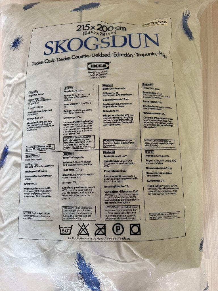 Donzen dekbed, met 2 hoezen, 4 slopen en 8 hoeslakens., Ophalen, Meerkleurig, Dekbedovertrek, Tweepersoons