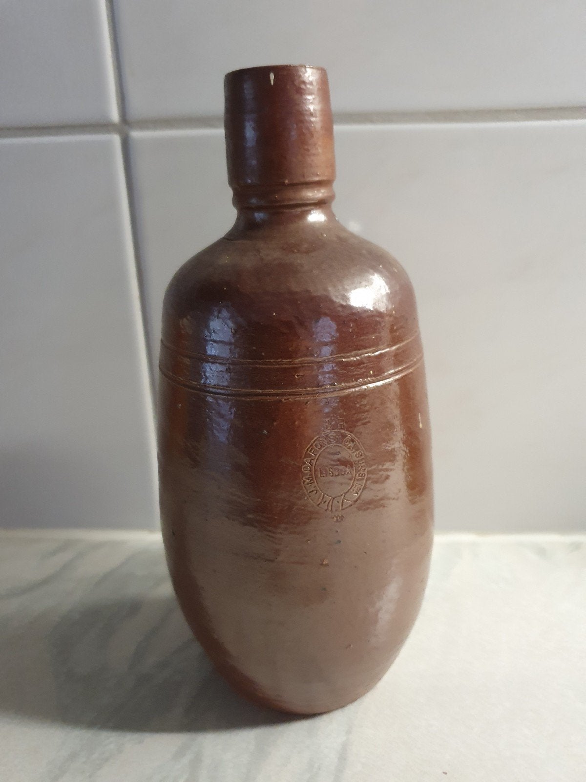 Kruik, keramiek, Portugal 22,5 cm hoog, Antiek en Kunst, Ophalen of Verzenden