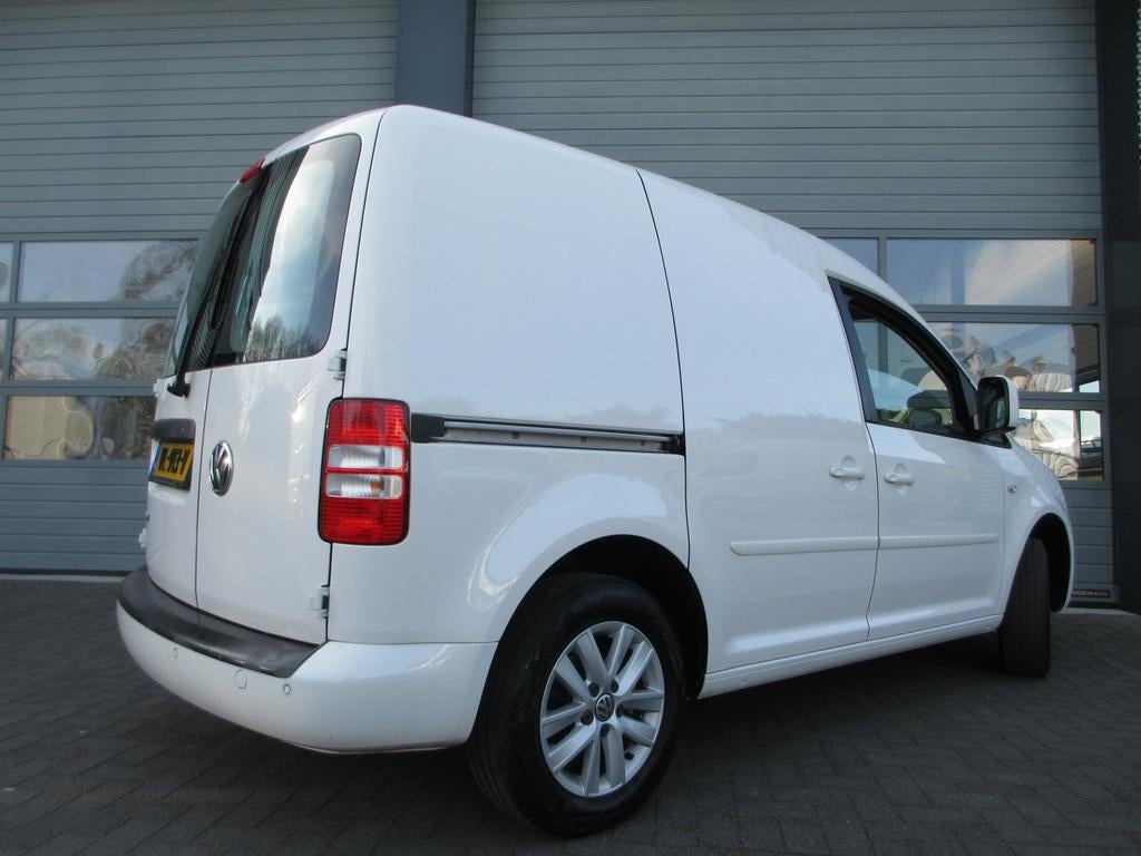 Volkswagen Caddy 1.6 TDI airco navigatie, Auto's, Bestelauto's, Euro 5, Gebruikt, 4 cilinders, Volkswagen