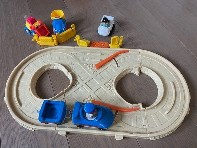 Fisher Price trein met extra auto’s, Ophalen of Verzenden, Gebruikt, Speelset, Met licht