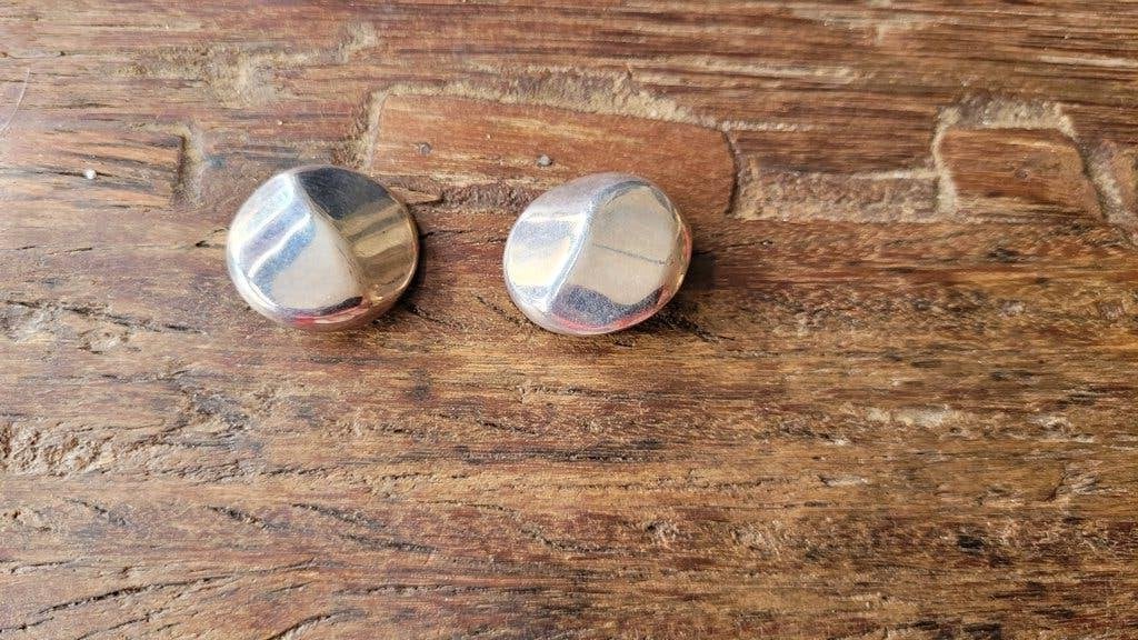 Sterling zilveren clip-on oorbellen., Antiek en Kunst, Ophalen, Zilver