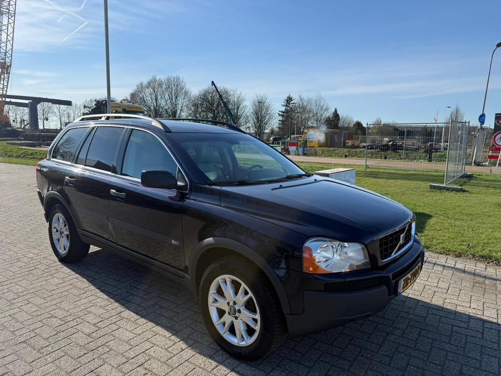 Volvo XC90 2.4D Kinetic 7 Persoons Automaat 2004 wheelhouse, Auto's, Volvo, Gebruikt, Beige, 255 €/maand, Bedrijf