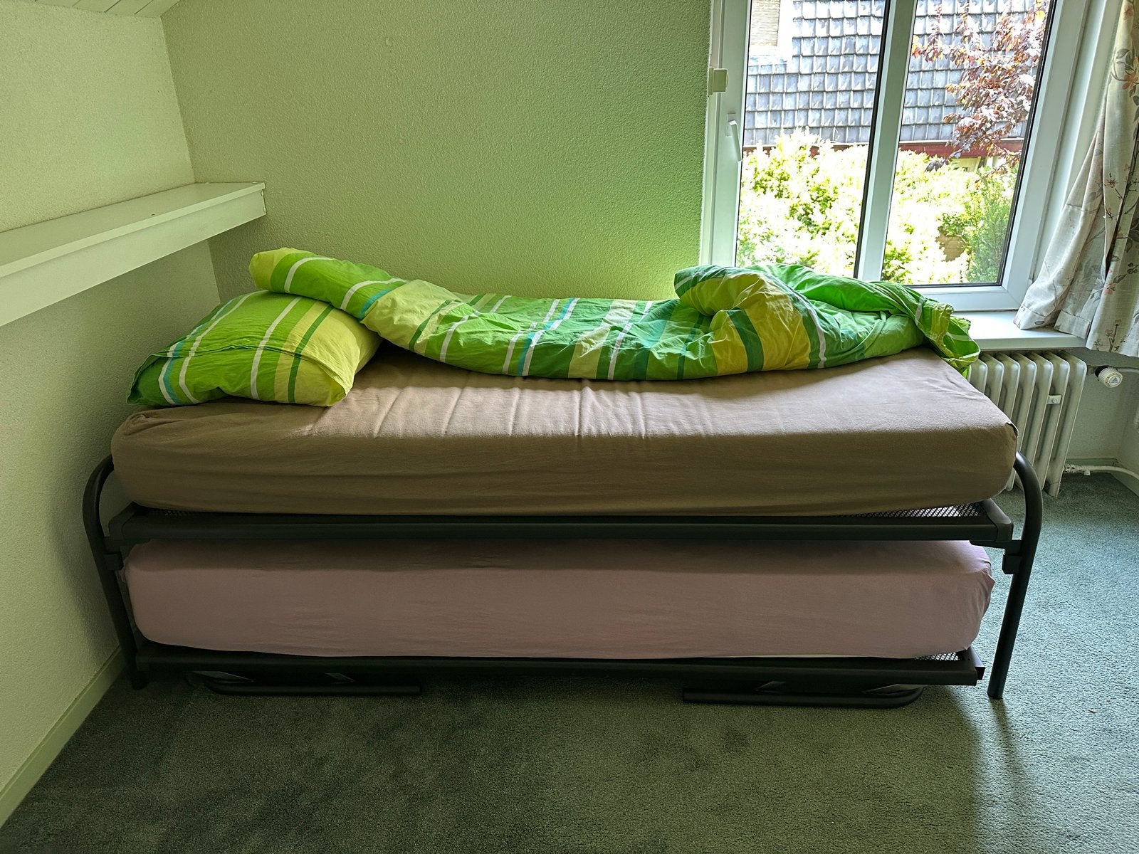 (AUPING??)Uitschuifbed / Logeerbed 200x90 cm, Ophalen, 90 cm, Eenpersoons, Overige typen