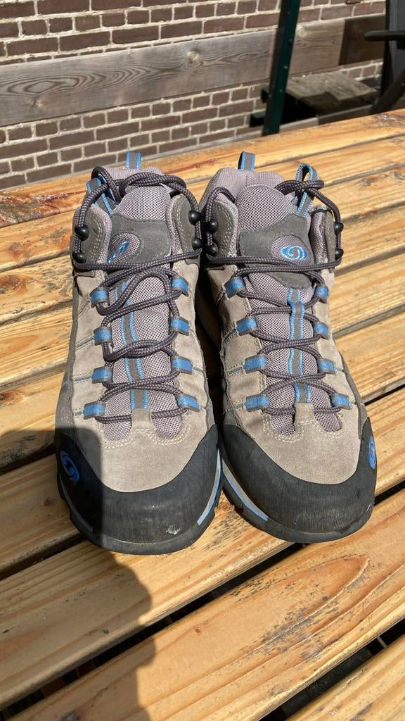 Salomon halfhoge wandelschoenen goretex mt 41-1/3, Ophalen of Verzenden, Zo goed als nieuw, Schoenen
