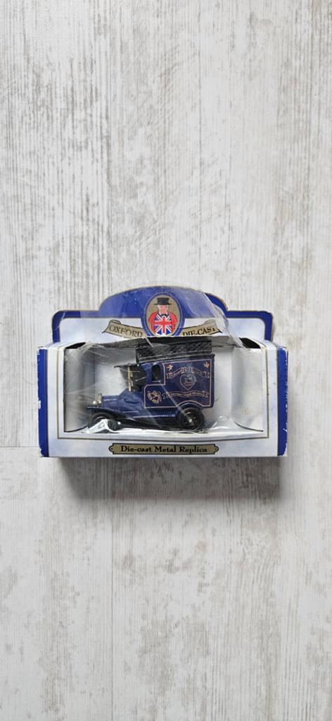 Oxford Diecast royal wedding prince Edward en Sophie, Hobby en Vrije tijd, Ophalen of Verzenden, Zo goed als nieuw, Auto