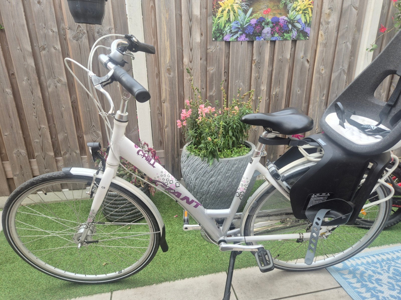 Giant damesfiets - Wit, zonder fietsstoeltje, Fietsen en Brommers, Fietsen | Dames | Damesfietsen, Ophalen, Velgrem, Versnellingen