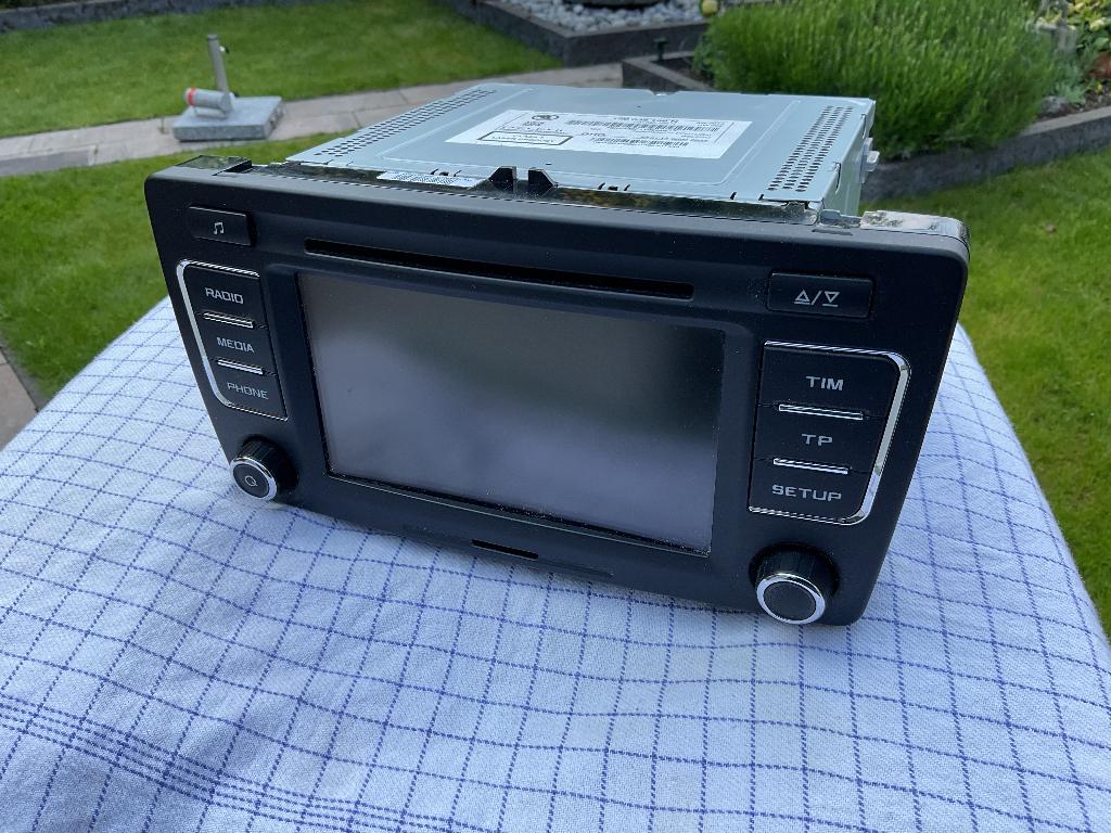 Skoda autoradio Bolero, Auto diversen, Autoradio's, Zo goed als nieuw, Ophalen of Verzenden