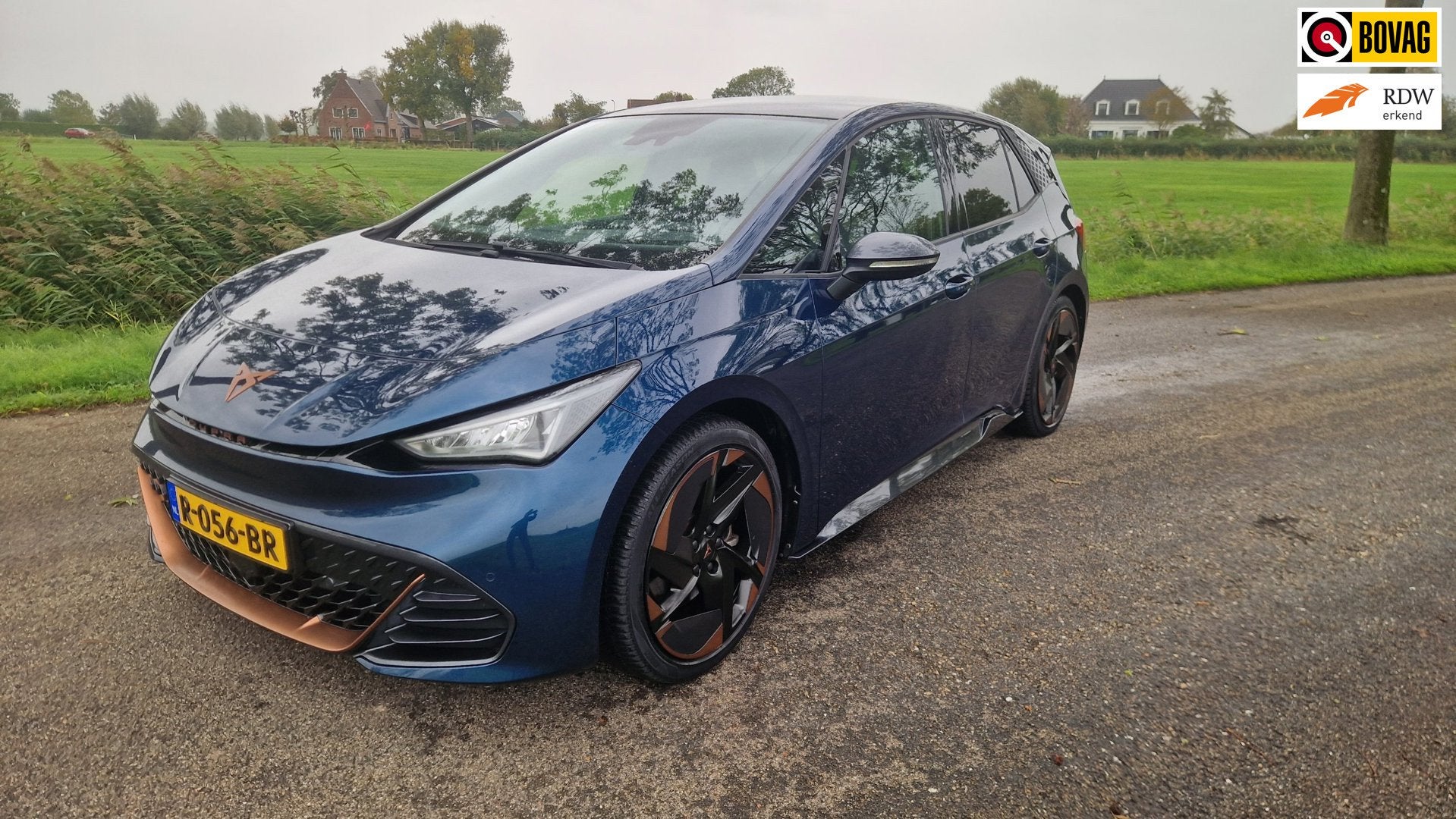 Cupra Born Copper Edition One 62 kWh, Pano, head-up, 360 cam, Auto's, Automaat, Achterwielaandrijving, Gebruikt, Blauw