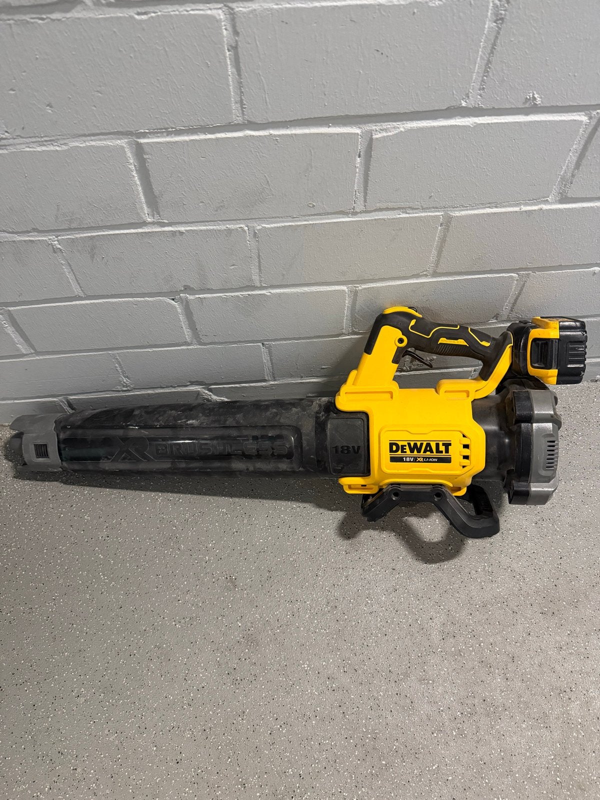 Dewalt 18V Accu Bladblazer - Krachtig en Draadloos, Ophalen of Verzenden, Zo goed als nieuw, Accu, Handgedragen
