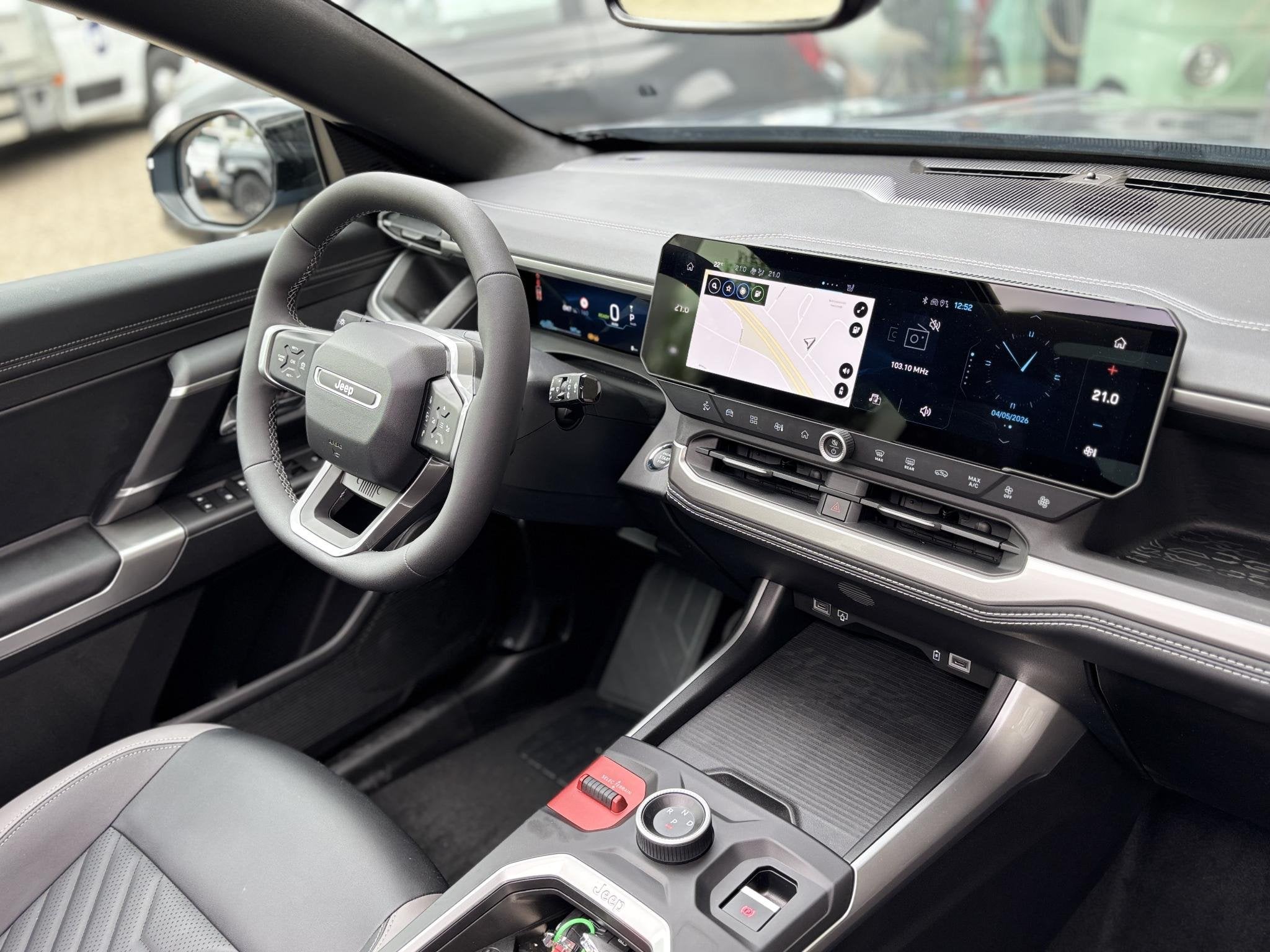 Jeep Compass First Edition 74 kWh | 360 Camera | Massage | S, Auto's, Automatische klimaatregeling, Gebruikt, 213 pk, Blauw