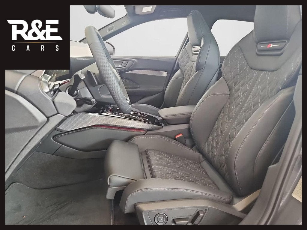 Audi A5 Avant S Edition Competition e-hybrid 367 Pk 21" Velg, Auto's, Audi, Automaat, Adaptive Cruise Control, Zwart, 4 cilinders