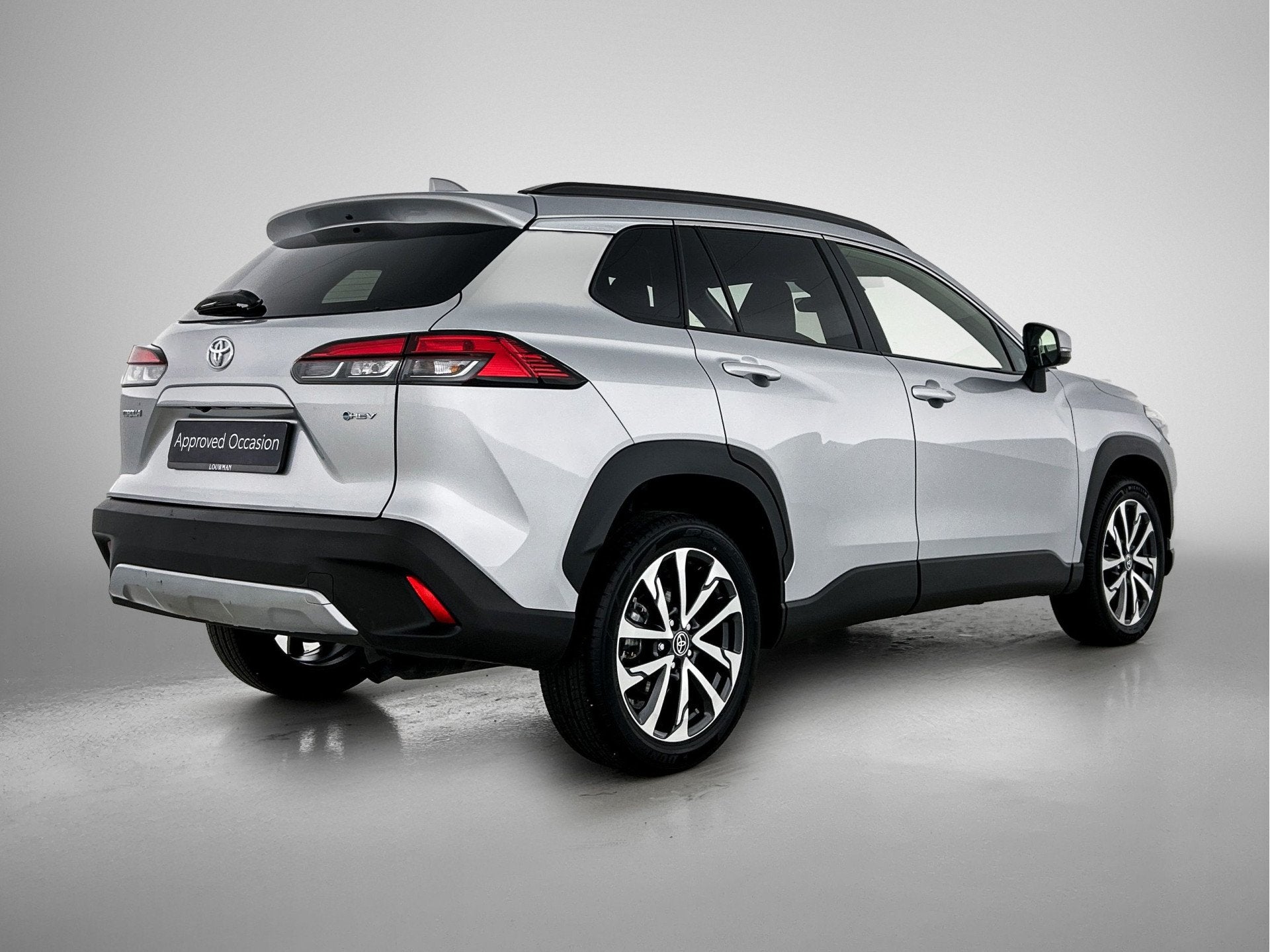 Toyota Corolla Cross Hybrid 140 Dynamic | BTW voertuig | Ele, Auto's, Toyota, Stof, Gebruikt, 4 cilinders, Bedrijf