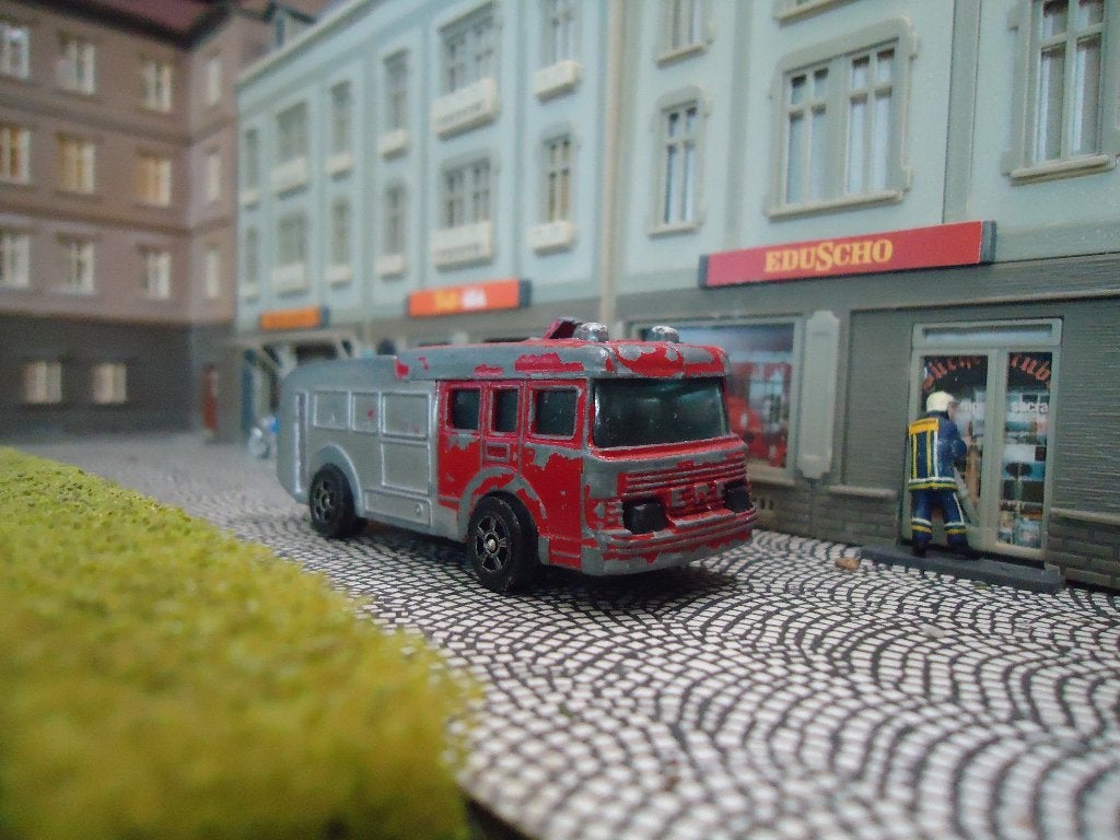 +/- 1:100 ERF brandweer bluswagen - Corgi Juniors #1, Ophalen of Verzenden, Gebruikt, Auto