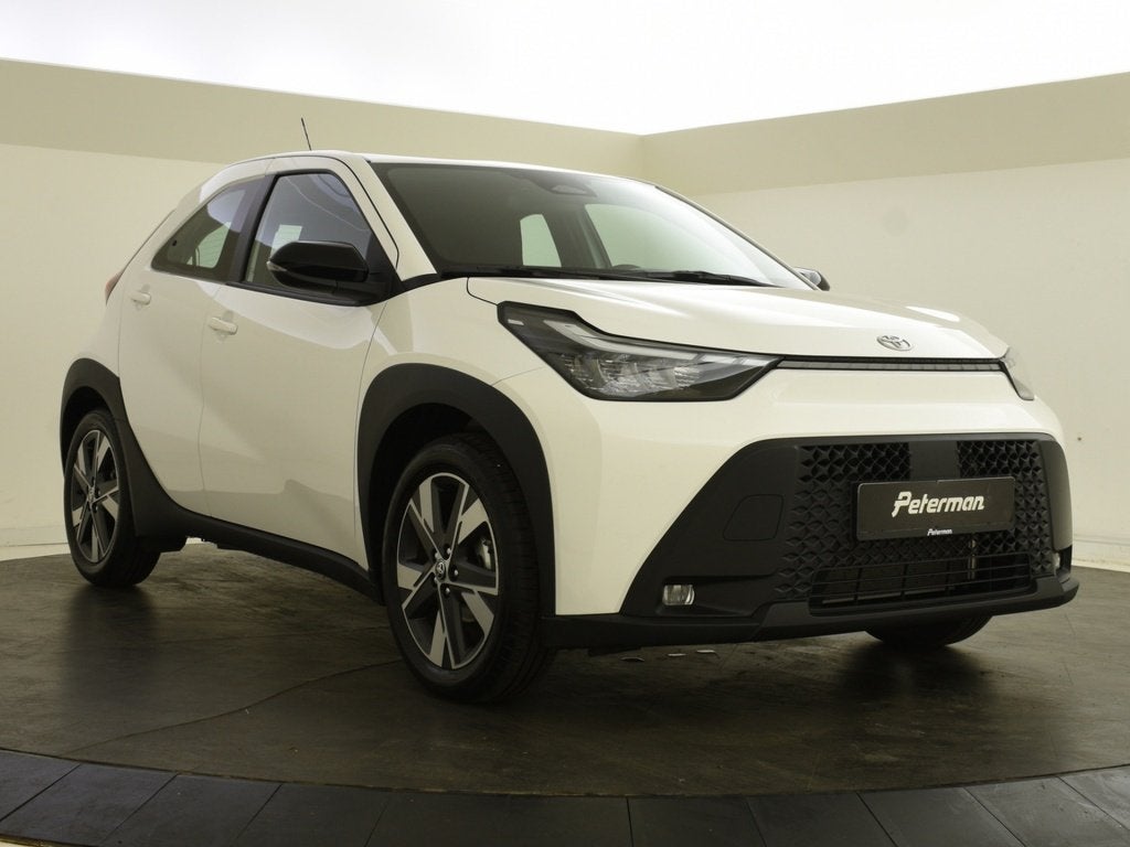 Toyota Aygo X Hybrid 115 play | Climatronic | Carplay | Lich, Automaat, Stof, Gebruikt, Stoelverwarming