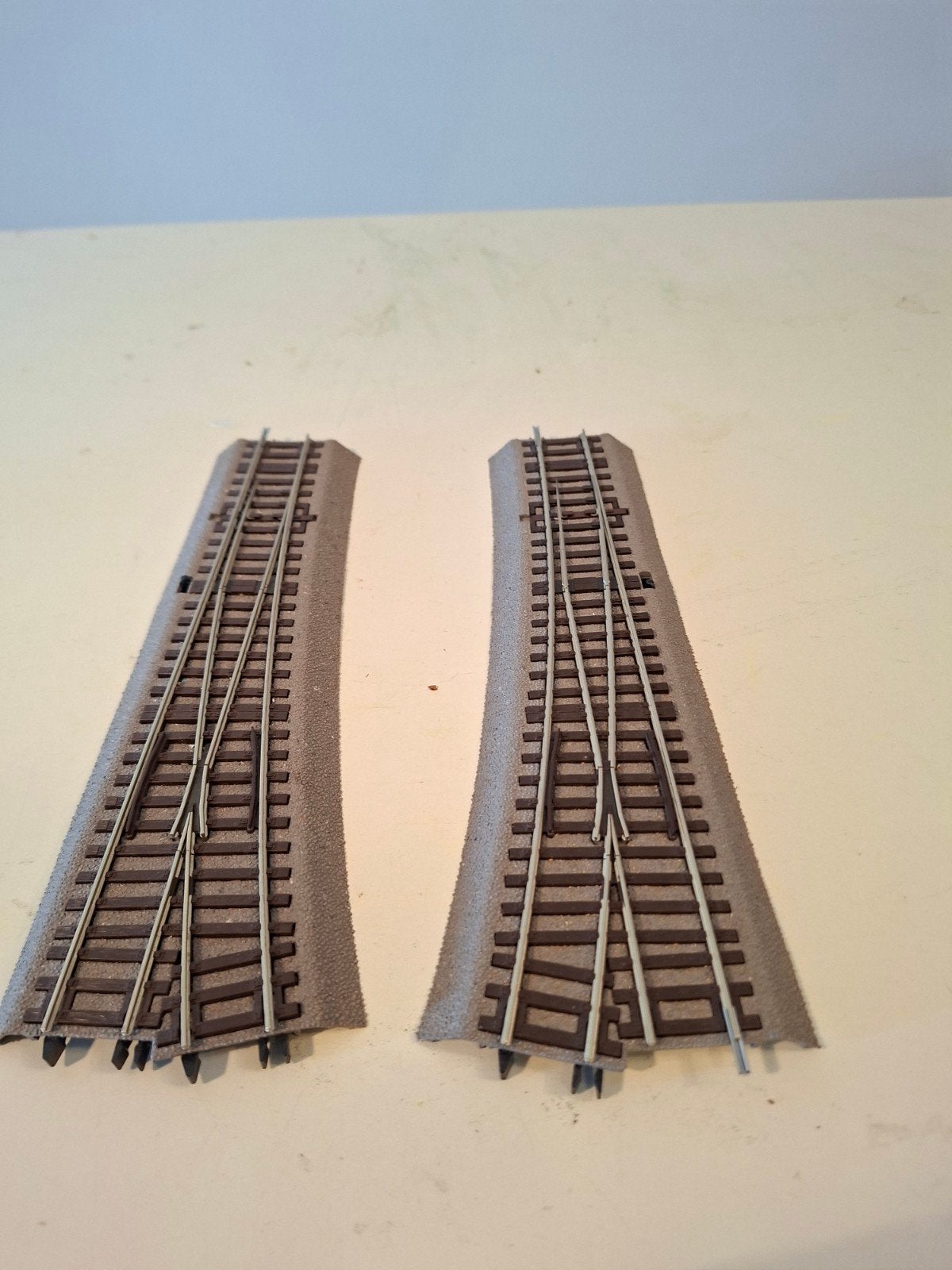 2 Roco HO line handwissels in goede staat, Gebruikt, Gelijkstroom, Rails, Ophalen of Verzenden