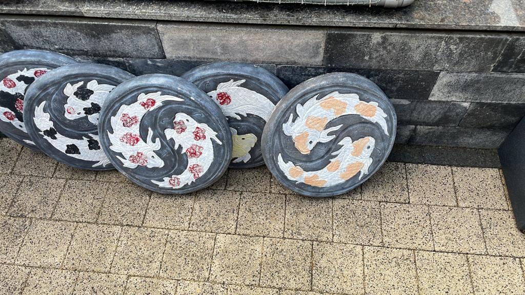 Tuinbeelden met koi, Tuin en Terras, Tuinbeelden, Ophalen, Zo goed als nieuw, Dierenbeeld