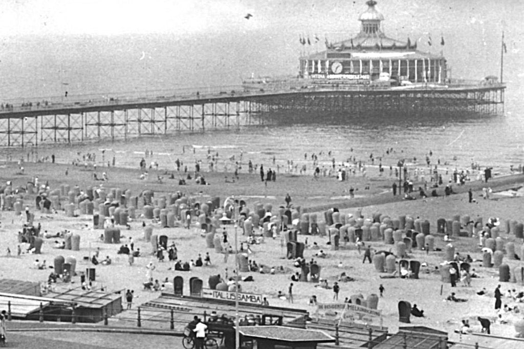 44154	Scheveningen	1958	Pier	 Gelopen met Postzegel, Ophalen of Verzenden, 1940 tot 1960, Gelopen, Zuid-Holland