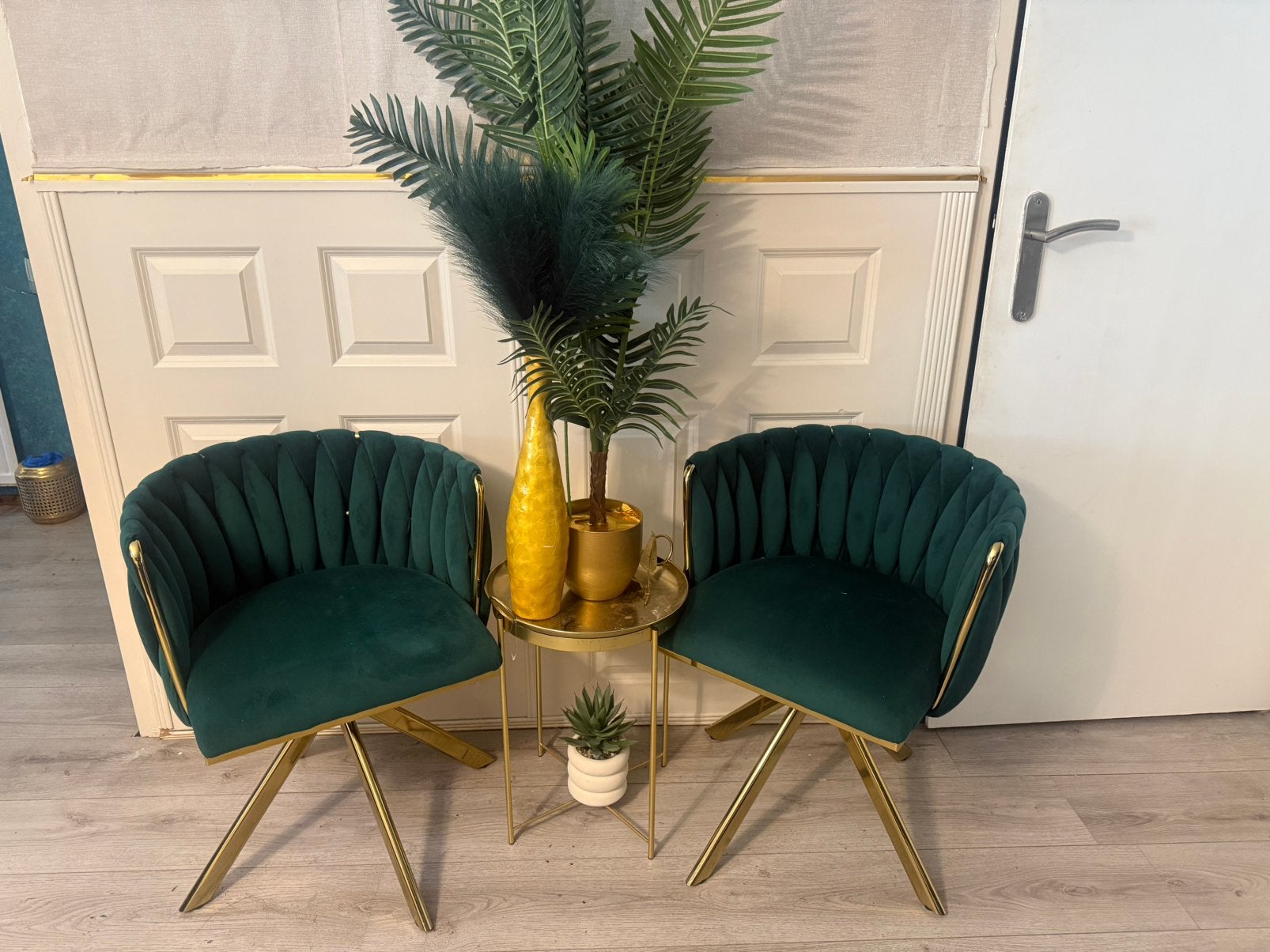 Luxe groene velvet stoelen met gouden onderstel – set van 2, Ophalen, Zo goed als nieuw, Overige kleuren